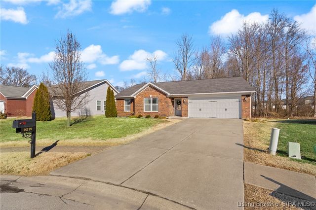 2219 Liberty Court, Jeffersonville, IN 47130