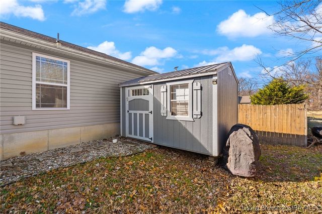 2219 Liberty Court, Jeffersonville, IN 47130