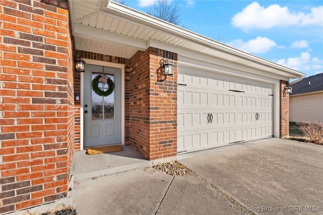 2219 Liberty Court, Jeffersonville, IN 47130