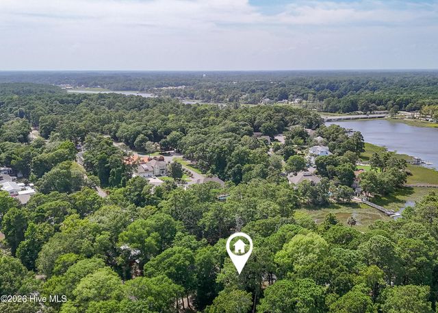 8920 Oyster Court SW, Sunset Beach, NC 28468