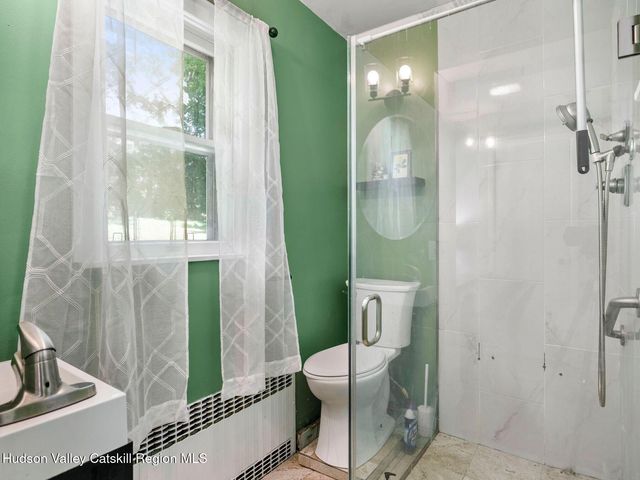 146 Flower Hill, Kingston, NY 12401