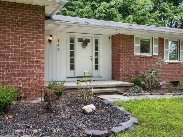 146 Flower Hill, Kingston, NY 12401
