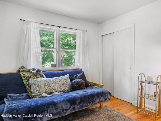 146 Flower Hill, Kingston, NY 12401