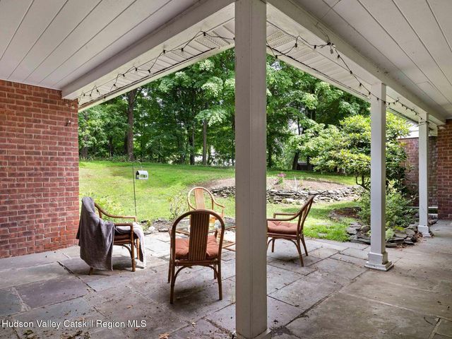146 Flower Hill, Kingston, NY 12401