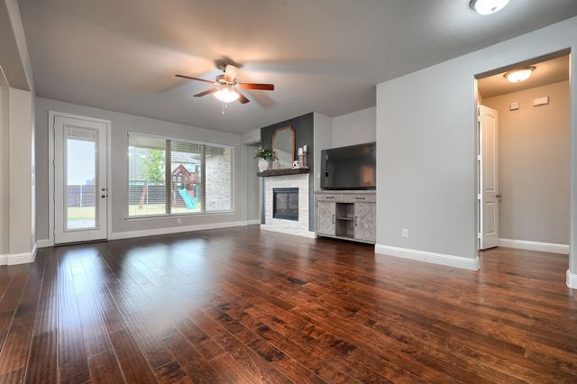 341 Sandy Creek Drive, Sunnyvale, TX 75182