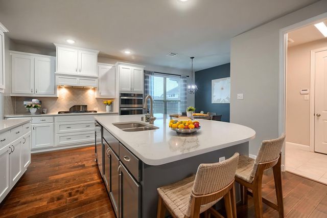 341 Sandy Creek Drive, Sunnyvale, TX 75182