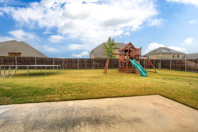 341 Sandy Creek Drive, Sunnyvale, TX 75182