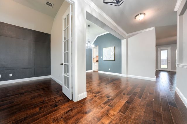 341 Sandy Creek Drive, Sunnyvale, TX 75182