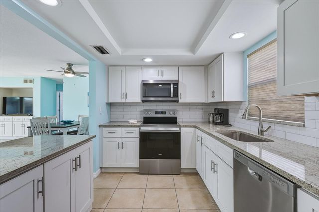 6150 MIDNIGHT PASS ROAD 26, Sarasota, FL 34242