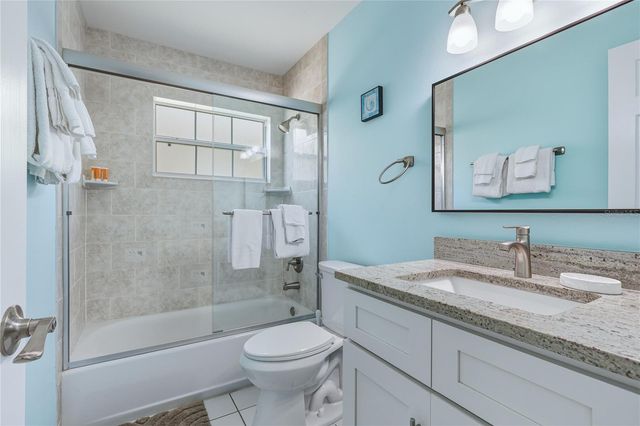 6150 MIDNIGHT PASS ROAD 26, Sarasota, FL 34242