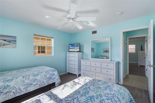 6150 MIDNIGHT PASS ROAD 26, Sarasota, FL 34242