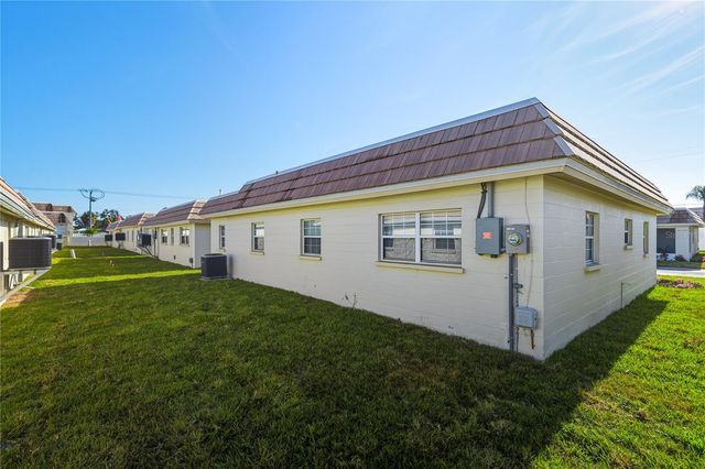 6150 MIDNIGHT PASS ROAD 26, Sarasota, FL 34242