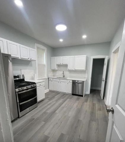 1636 N Central Avenue, Chicago, IL 60639