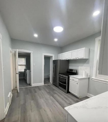 1636 N Central Avenue, Chicago, IL 60639