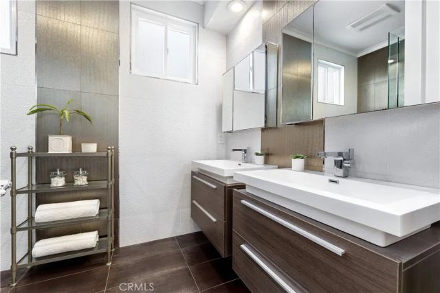 2304 Hermosa, Hermosa Beach, CA 90254