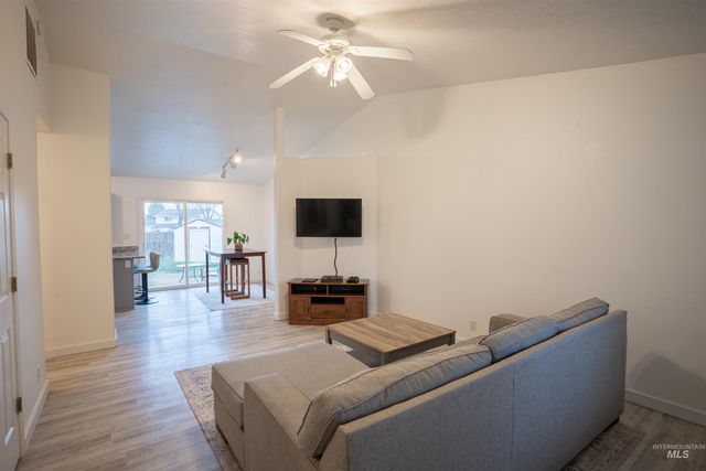 248 Sevensprings Ave., Twin Falls, ID 83301