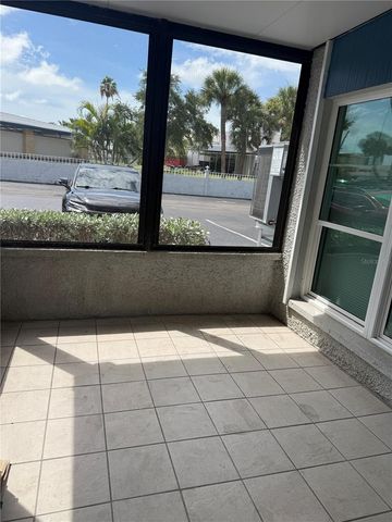 171 MEDALLION BOULEVARD B, Madeira Beach, FL 33708