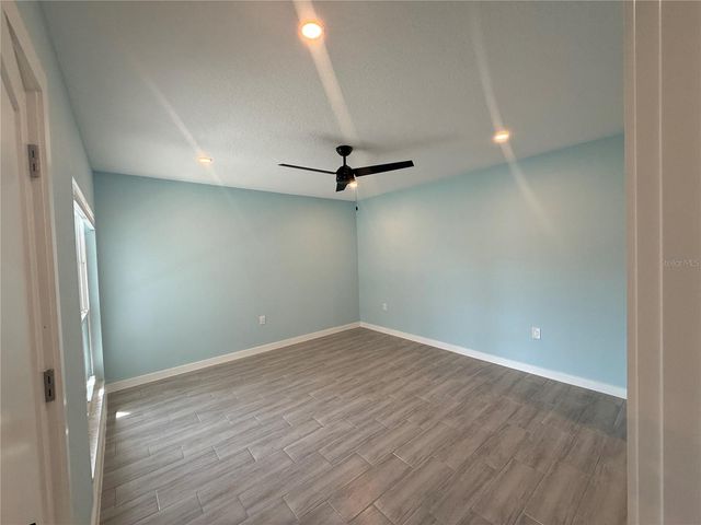 171 MEDALLION BOULEVARD B, Madeira Beach, FL 33708