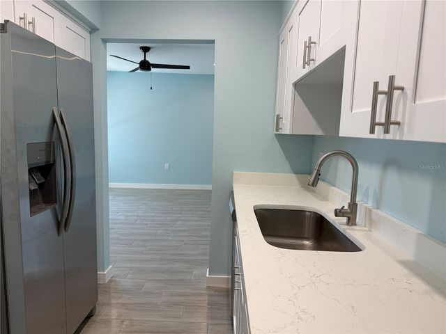 171 MEDALLION BOULEVARD B, Madeira Beach, FL 33708