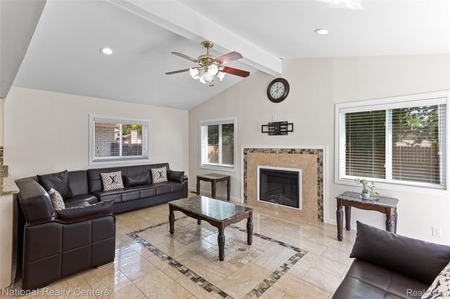 37050 Calka Drive, Sterling Heights, MI 48310