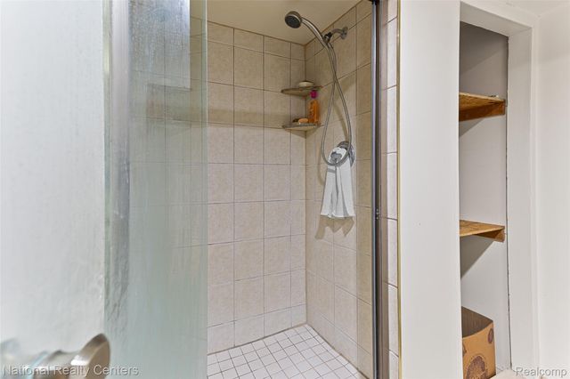 37050 Calka Drive, Sterling Heights, MI 48310