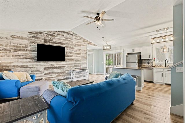 5314 W Lakewood Road, Whitehall, MI 49461