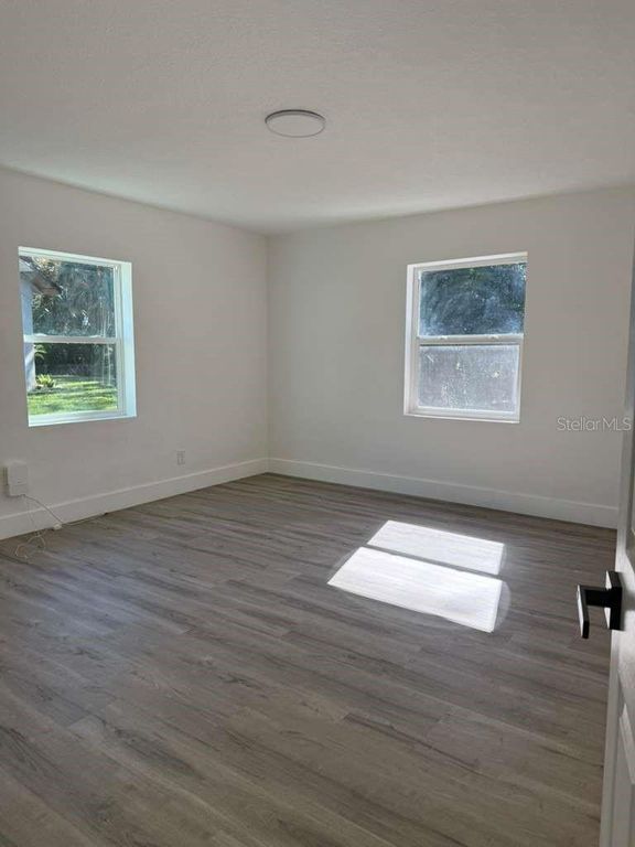 Image 38 of property listing at 581 CALLE GRANDE STREET, Ormond Beach, FL 32174