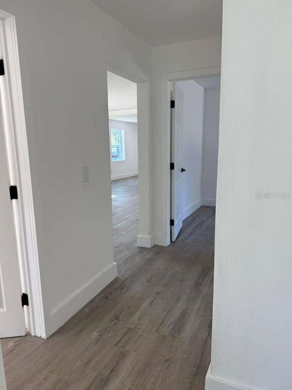 Image 44 of property listing at 581 CALLE GRANDE STREET, Ormond Beach, FL 32174