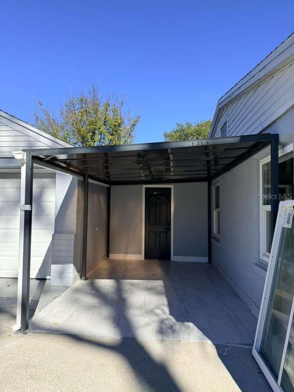 Image 49 of property listing at 581 CALLE GRANDE STREET, Ormond Beach, FL 32174