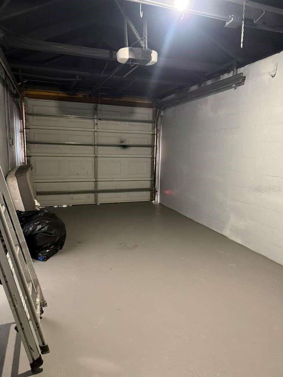 Image 50 of property listing at 581 CALLE GRANDE STREET, Ormond Beach, FL 32174