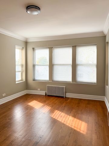 4457 N CENTRAL PARK Avenue 3, Chicago, IL 60625