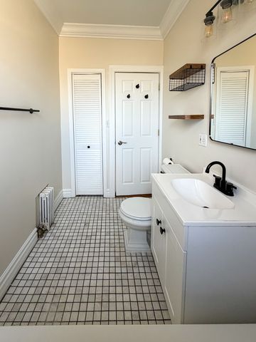 4457 N CENTRAL PARK Avenue 3, Chicago, IL 60625