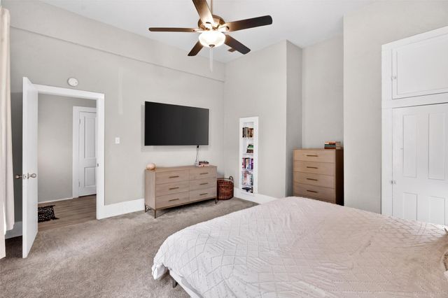 107 S Washington Street, Cleburne, TX 76031
