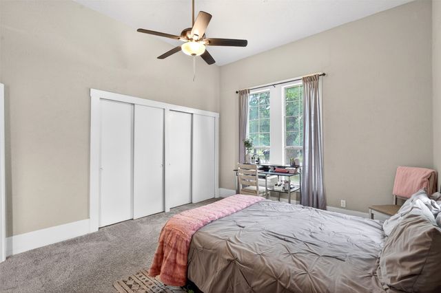 107 S Washington Street, Cleburne, TX 76031