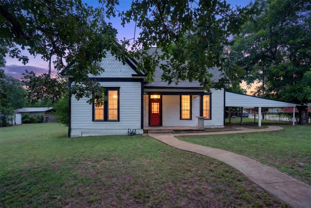 107 S Washington Street, Cleburne, TX 76031