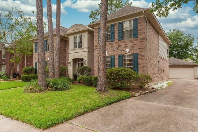 4007 N Beechwood Court, Houston, TX 77059