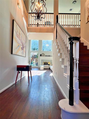 4007 N Beechwood Court, Houston, TX 77059