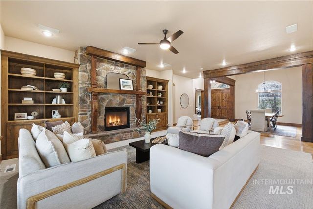 4324 W Briar Rock Ct, Eagle, ID 83616