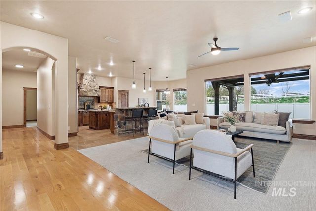 4324 W Briar Rock Ct, Eagle, ID 83616