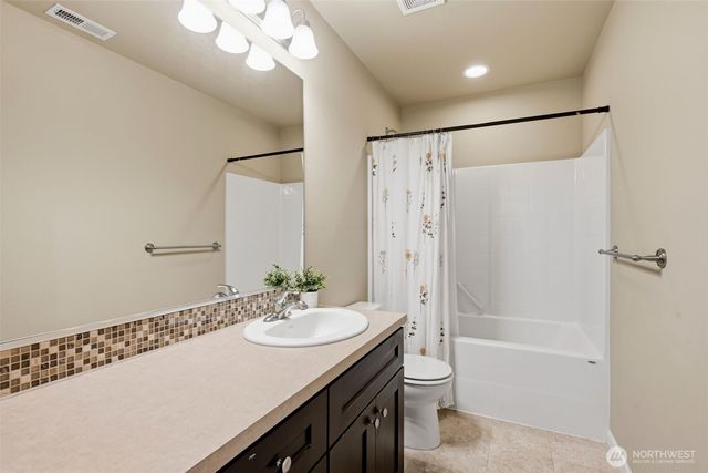 13816 183rd Avenue Ct E, Bonney Lake, WA 98391