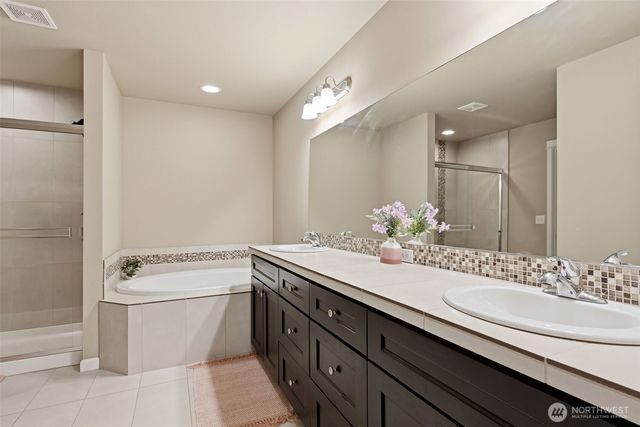 13816 183rd Avenue Ct E, Bonney Lake, WA 98391