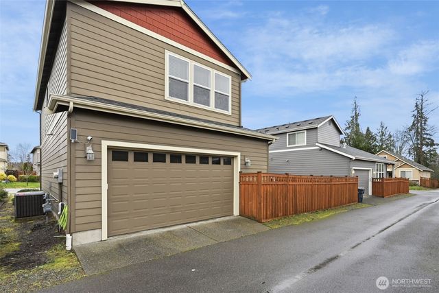 13816 183rd Avenue Ct E, Bonney Lake, WA 98391