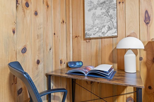 222 Icy Lane, Blue Ridge, GA 30513