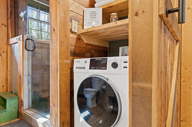 222 Icy Lane, Blue Ridge, GA 30513