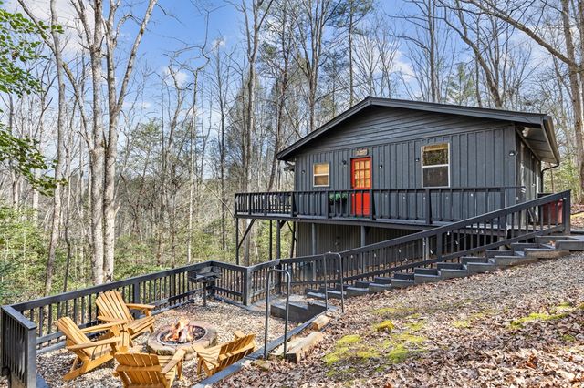 222 Icy Lane, Blue Ridge, GA 30513