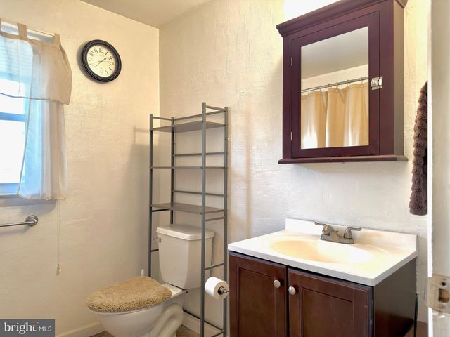 119 S WAYNE ST, Robesonia, PA 19551