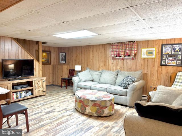 119 S WAYNE ST, Robesonia, PA 19551