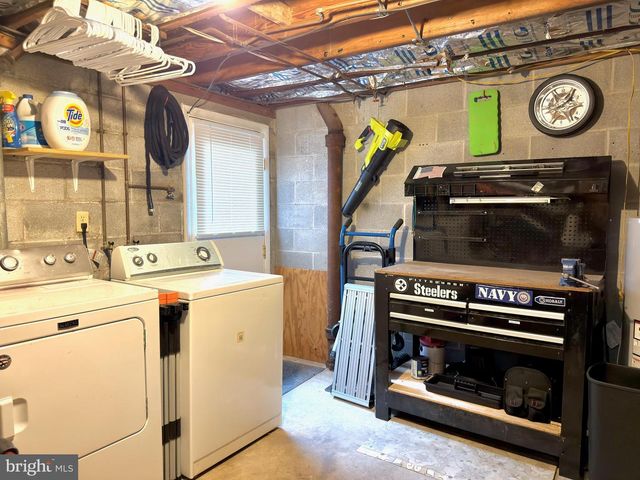 119 S WAYNE ST, Robesonia, PA 19551