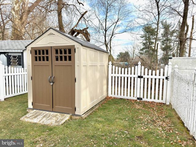 119 S WAYNE ST, Robesonia, PA 19551