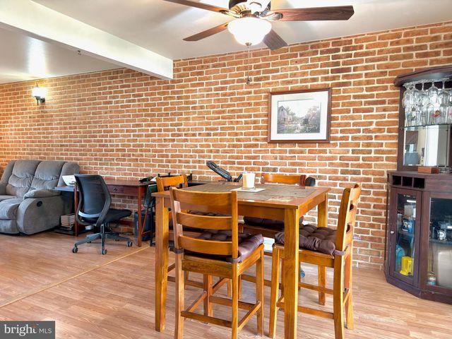 119 S WAYNE ST, Robesonia, PA 19551